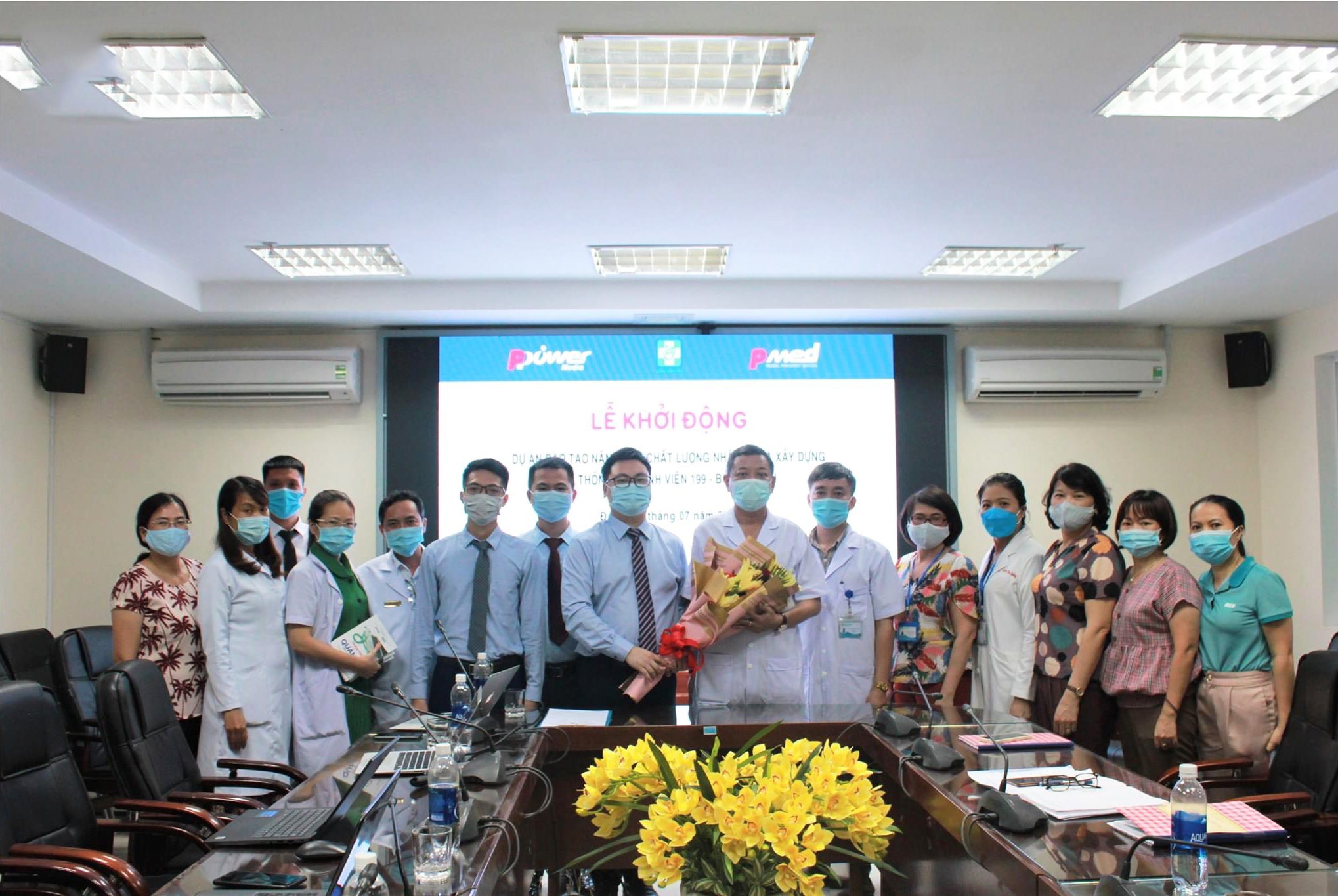 Đoàn chuyên gia của PPower Group cùng Ban lãnh đạo của Bệnh viện 199 - Bộ Công An tại buổi lễ khởi động dự án đào tạo
